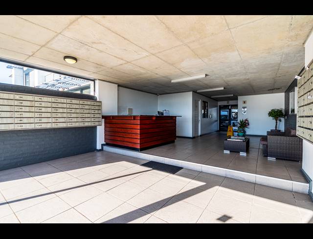 2 BEDROOM APARTMENT TO LET IN MILNERTON CENTRAL